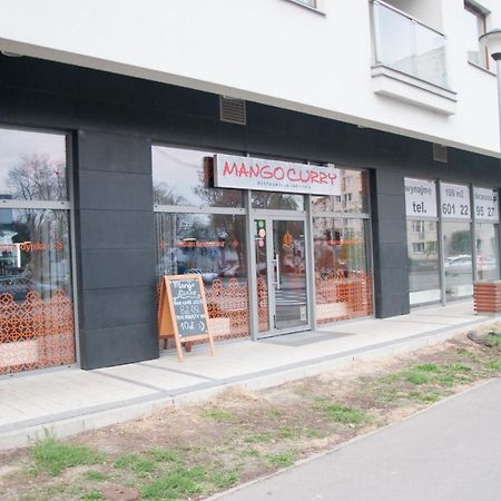 Apartament Cybernetyki Mokotow ワルシャワ エクステリア 写真