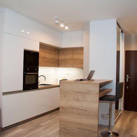 Apartament Cybernetyki Mokotow ワルシャワ エクステリア 写真
