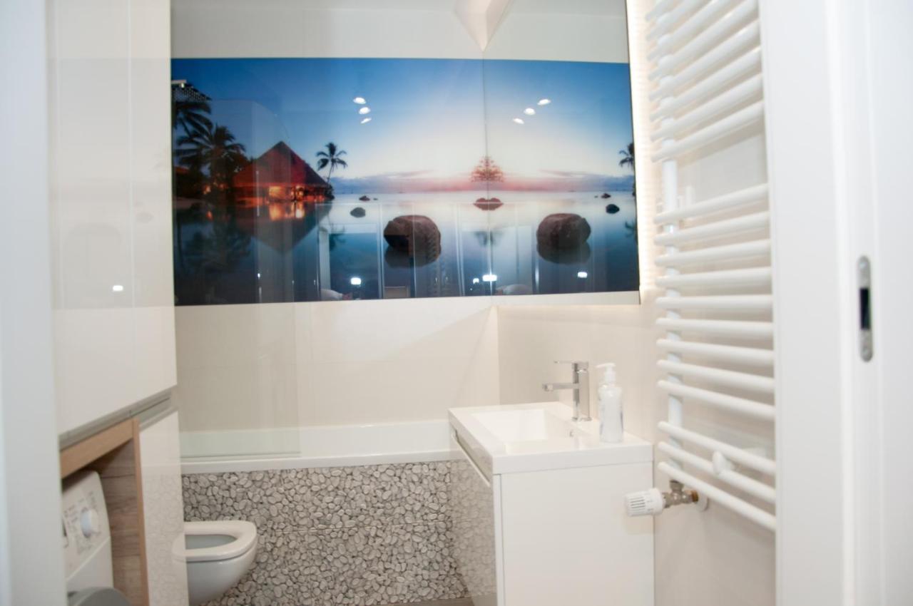 Apartament Cybernetyki Mokotow ワルシャワ エクステリア 写真