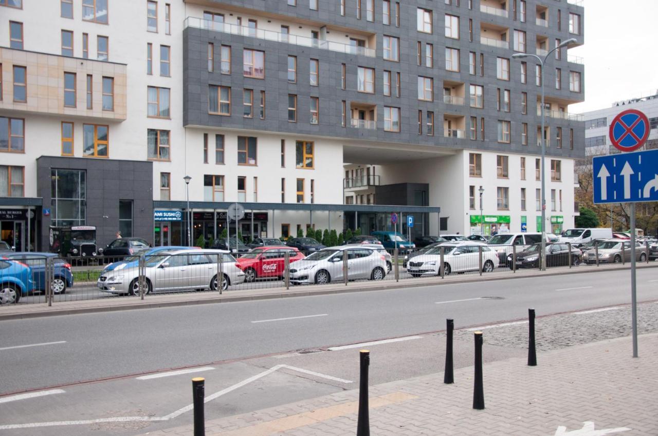Apartament Cybernetyki Mokotow ワルシャワ エクステリア 写真