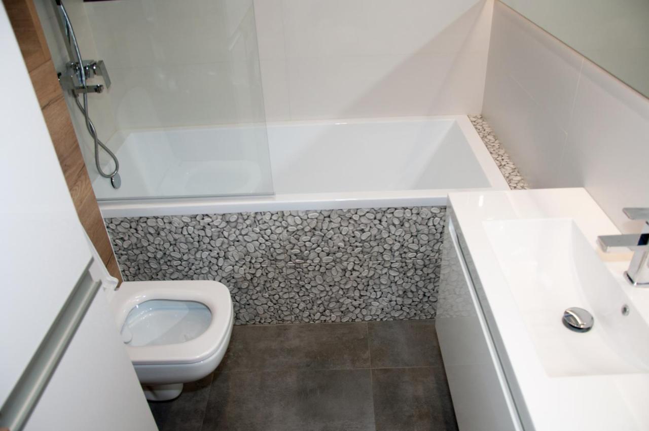 Apartament Cybernetyki Mokotow ワルシャワ エクステリア 写真