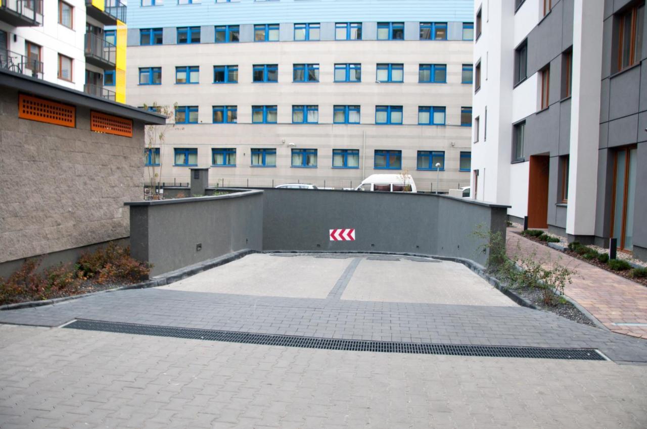 Apartament Cybernetyki Mokotow ワルシャワ エクステリア 写真