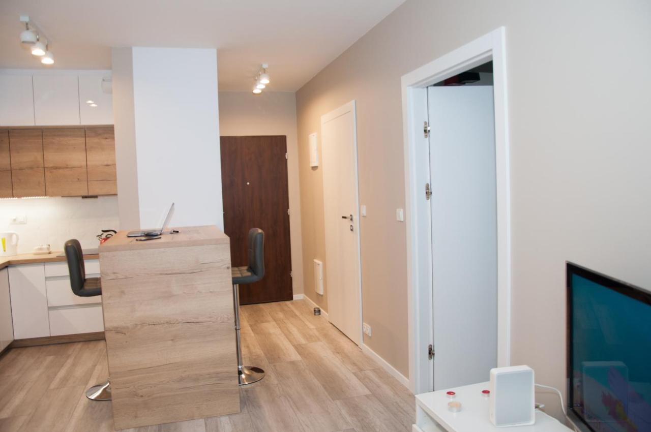 Apartament Cybernetyki Mokotow ワルシャワ エクステリア 写真