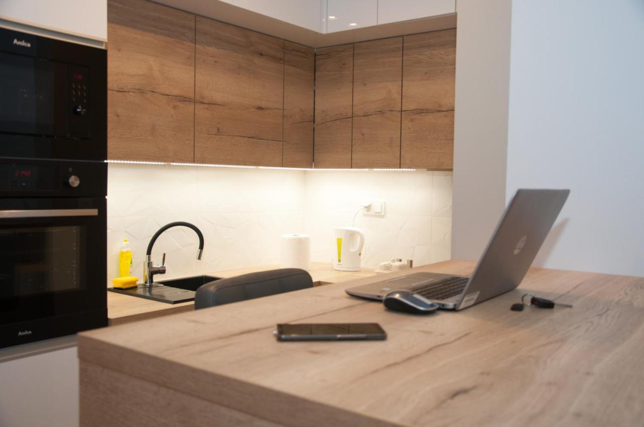 Apartament Cybernetyki Mokotow ワルシャワ エクステリア 写真