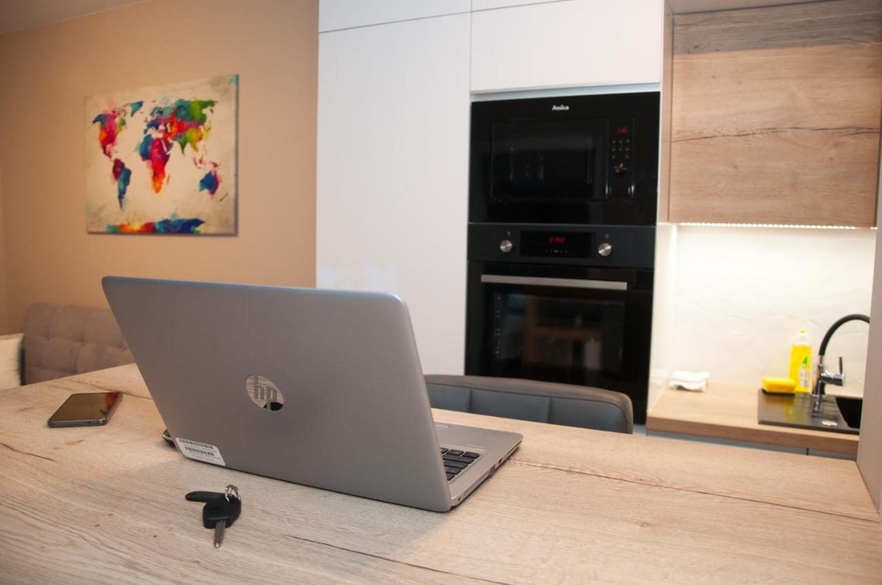 Apartament Cybernetyki Mokotow ワルシャワ エクステリア 写真