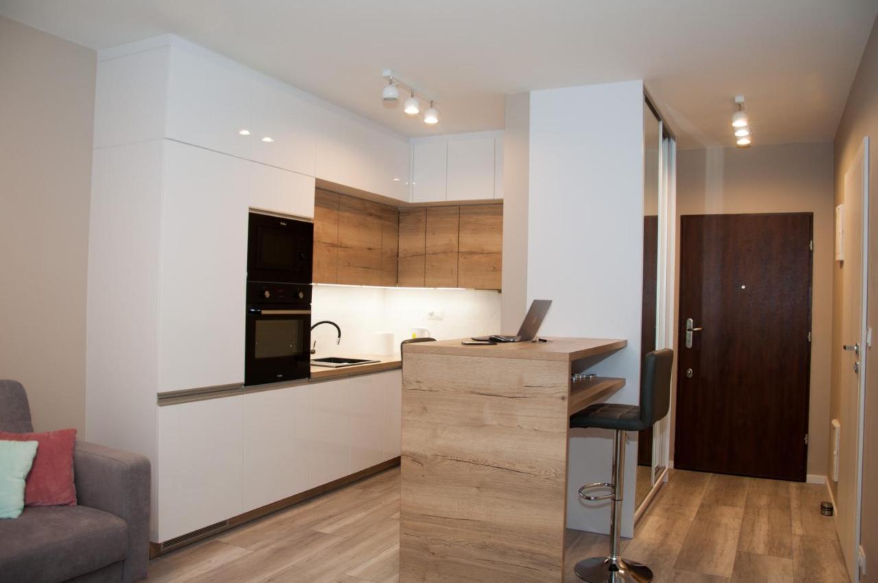 Apartament Cybernetyki Mokotow ワルシャワ エクステリア 写真